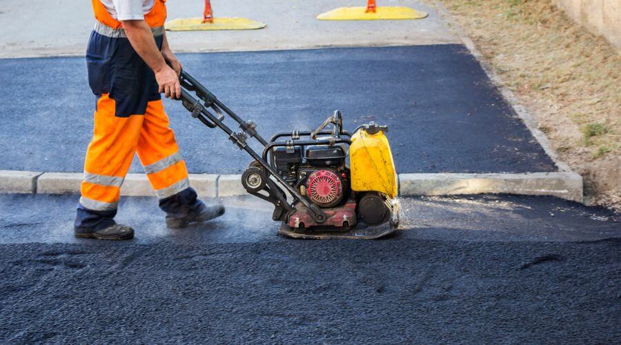 Professional gutter cleaning in New Freeport, PA